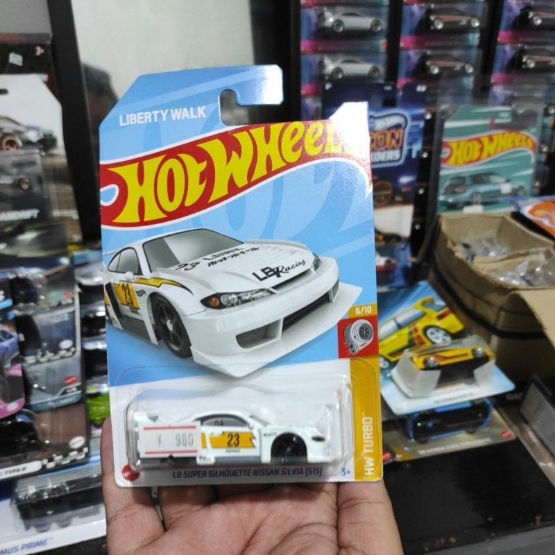 Jual Hot Wheels LBWK Nissan Silvia S15 Putih Japan Card Mulus (Free ...