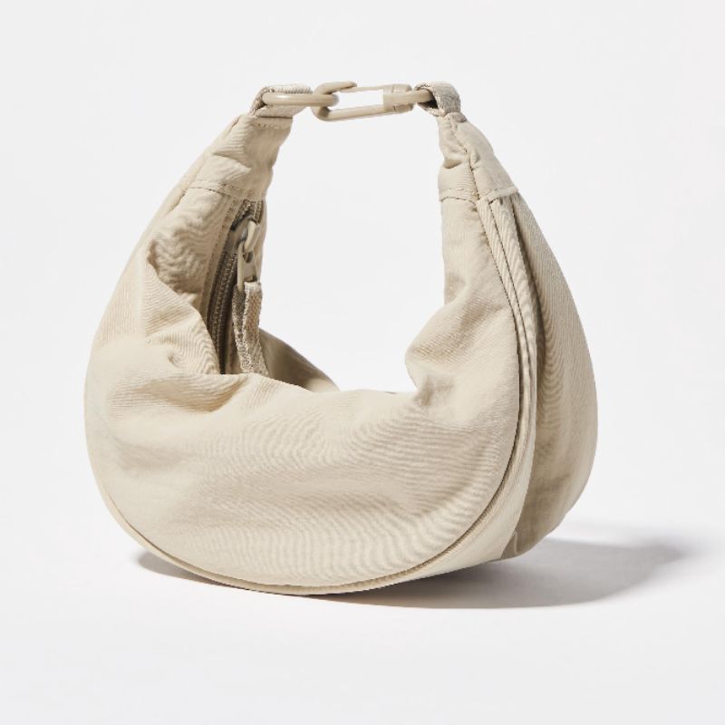Jual UNIQLO Tas Bahu Ultra Mini Bulat Round Soulder Bag Unisex ORIGINAL ...