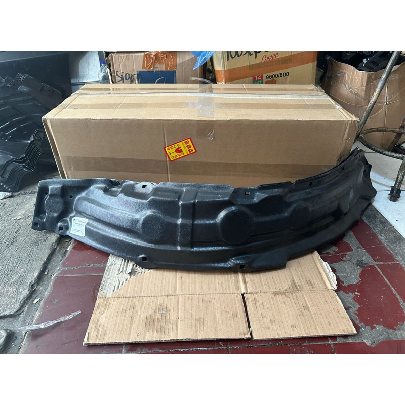 Jual liner fender depan kanan innova old 2004-2006 | Shopee Indonesia