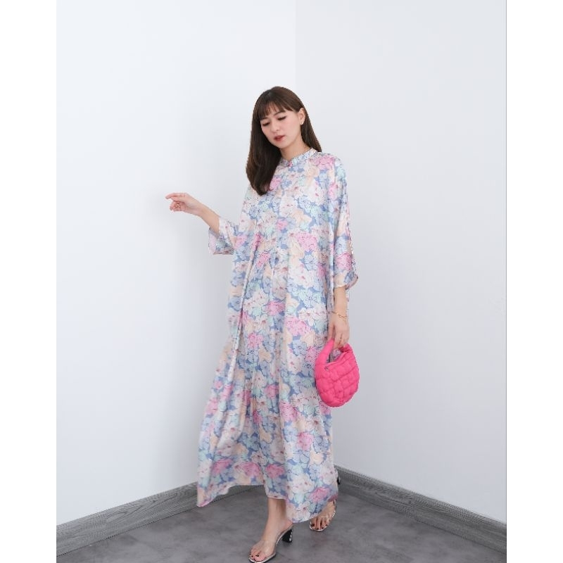 Jual Beth & Ron Kaftan Silky Mewah Gardenia wisuda graduation | Shopee ...