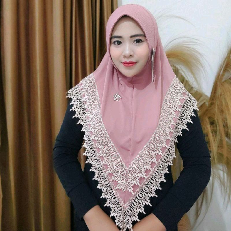 Jual Jilbab fo Salwa pet renda 2 tumpuk mewah | Shopee Indonesia