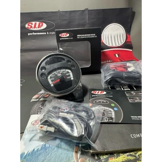 Ufaning trans fohishalari Erkaklar bilan yalangoch ayollar fotosuratlari