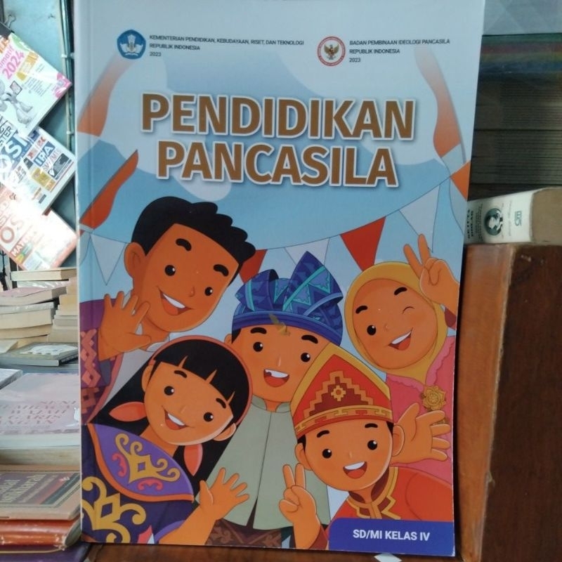 Jual buku Pendidikan Pancasila kls 4 SD Kurmer | Shopee Indonesia