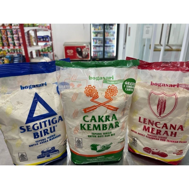Jual SEGITIGA BIRU TEPUNG TERIGU UKURAN 1000GR BAHAN ROTI KUE PROTEIN ...