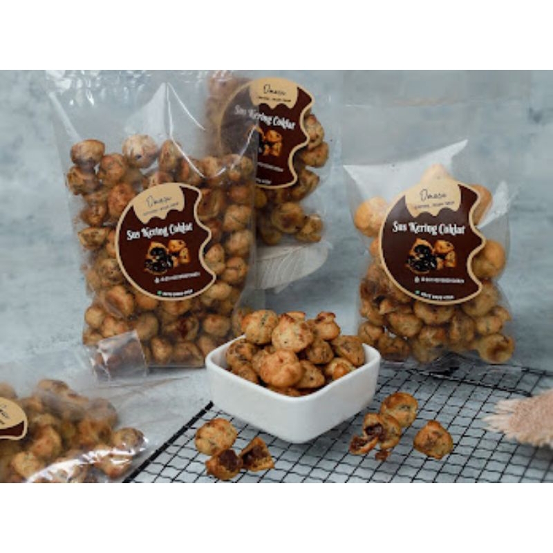Jual Kue Snack Sus Soes Coklat Kering Renyah Halal 1Kg 500gr 250gr ...