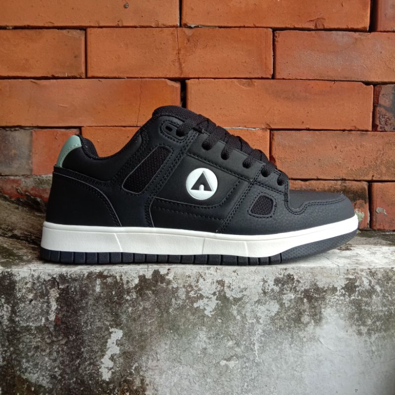 Jual Sepatu Sneakers Skateboarding shoes airwalk original Shopee