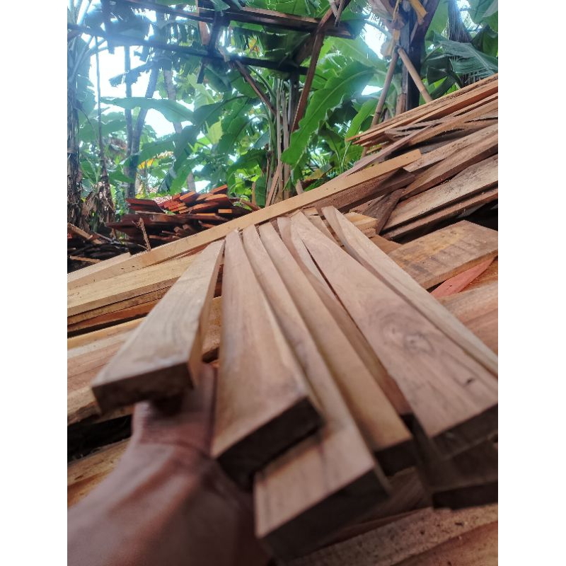 Jual List/Reng kayu jati perhutani serut halus ukuran 3×1,1 ikat isi ...