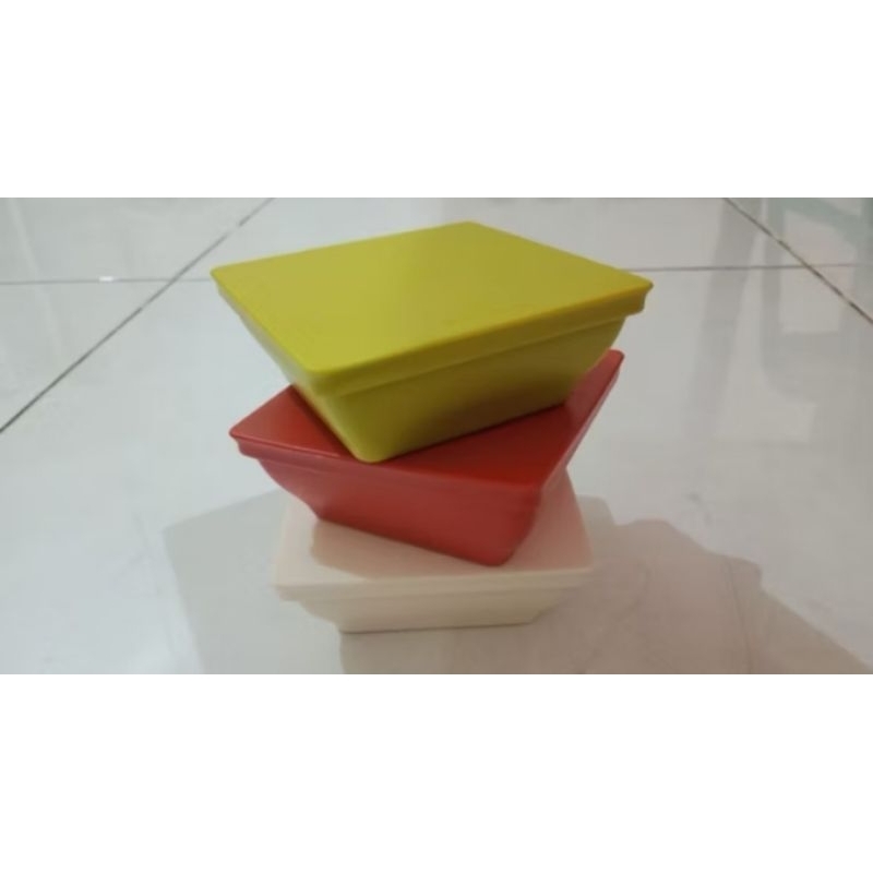 Jual Ichigo Tupperware 200 Mili (3 pcs) | Shopee Indonesia