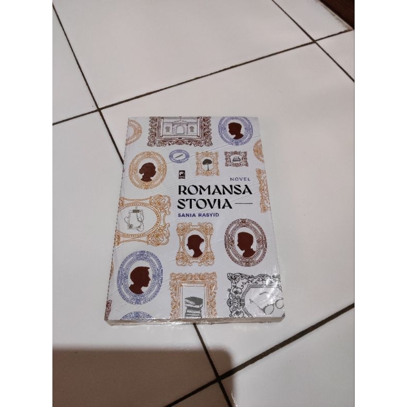 Jual ( NOVEL ) Romansa Stovia - Sania Rasyid /Preloved/Masih Baru ...