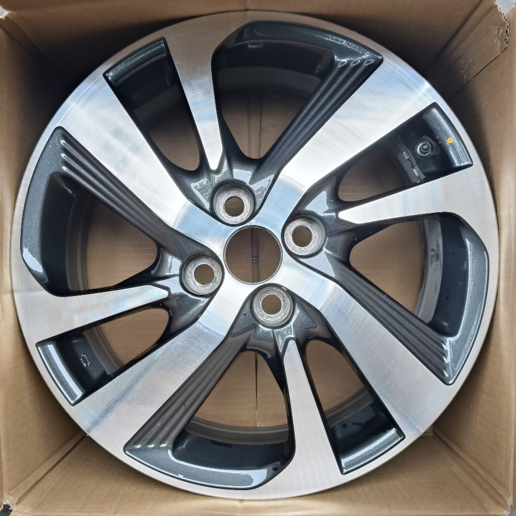 Jual Velg Yaris TRD R16 Original | Shopee Indonesia