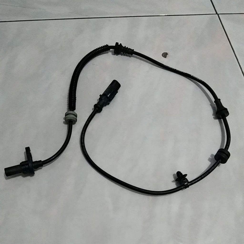 Jual sensor wheel speed Wuling almaz&Cortez turbo Asm-frt whl SPD 7422 ...
