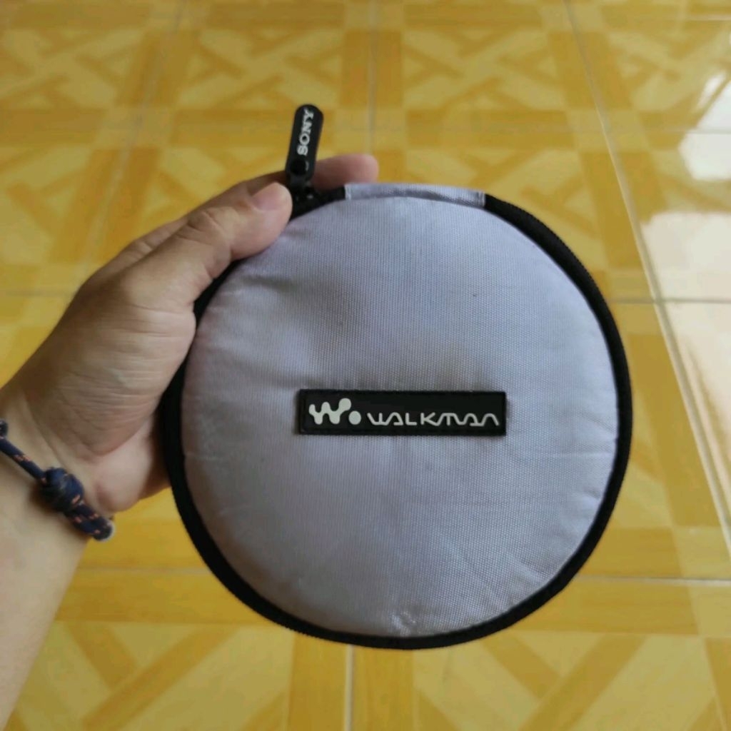 Jual Soft Case Discman Walkman Sony Original Vintage Travelling Lagu ...