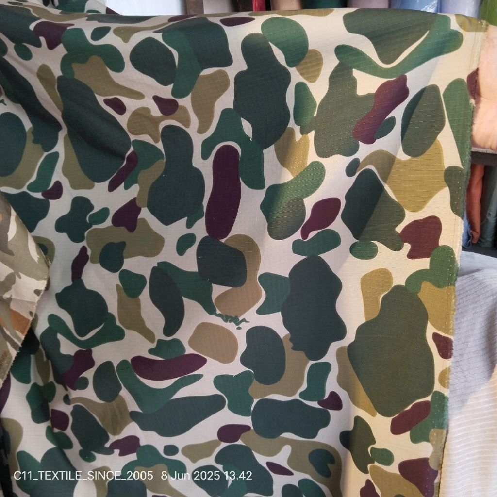 Jual HARGA/0,5 M | BAHAN RIPSTOP LORENG | KAIN BULTOP | BAHAN RIBSTOP ...