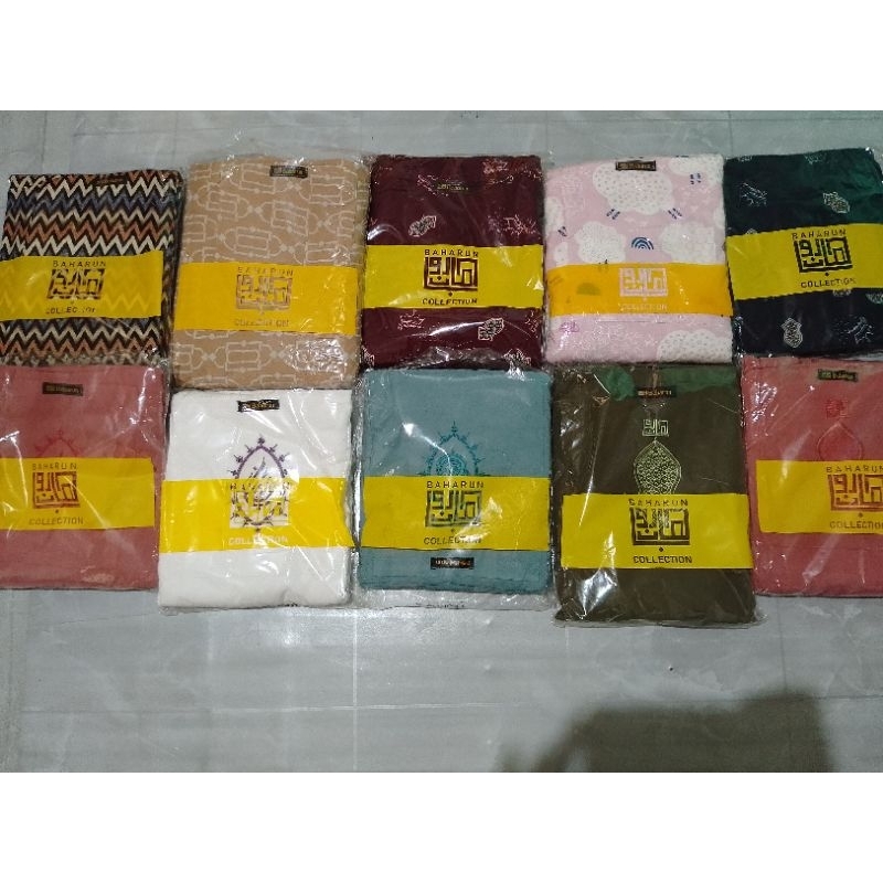 Jual mukena terusan brand baharun dan brand mm tarim terompah dll ...