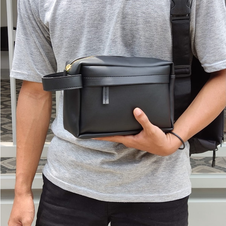 Jual Handbag Tas Tangan Genggam Dompet Pouch Hitam Pria Wanita Kulit ...