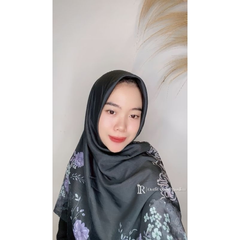 Jual JILBAB SEGIEMPAT DENAY/JILBAB MOTIF 130x130/ HIJAB SEGIEMPAT