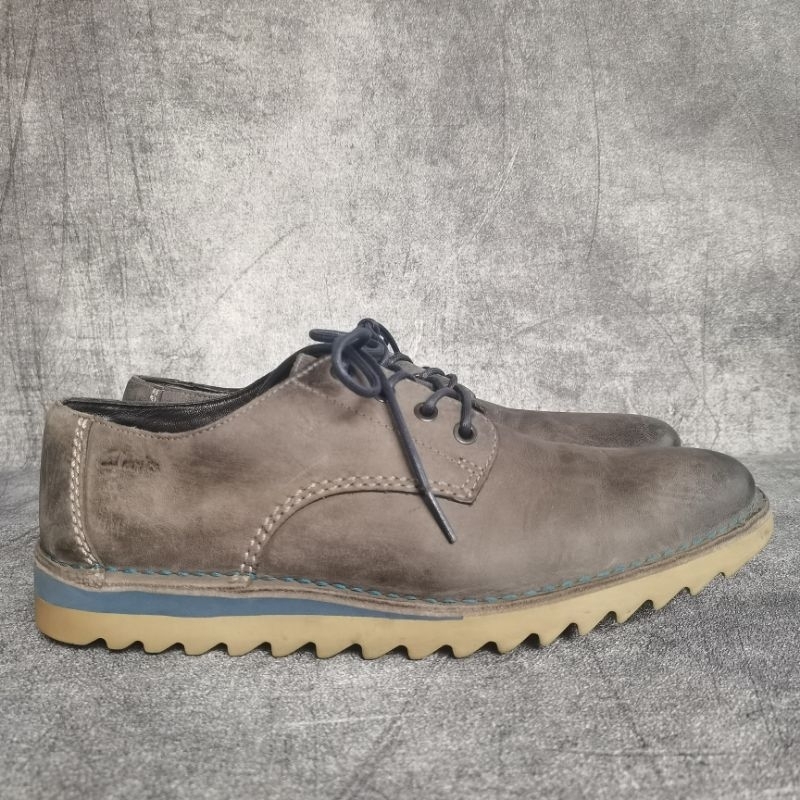 Jual CLARKS leather shoes / clarks wallabee / clarks ripple sole ...