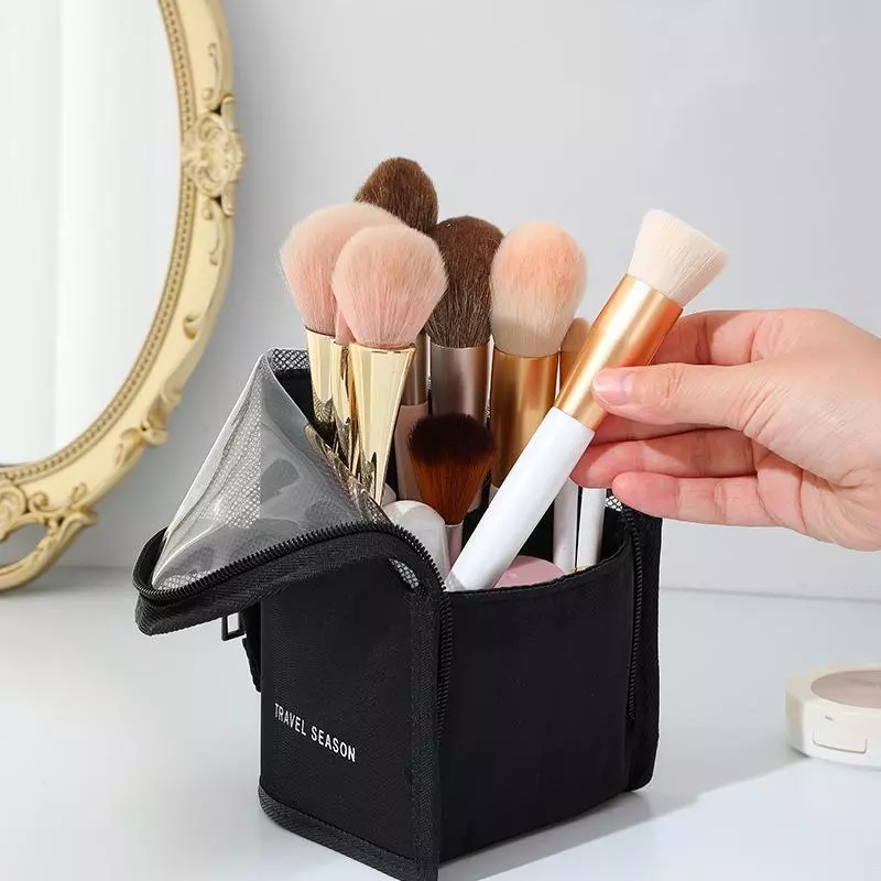 Bottle Cleaner Brush Detail