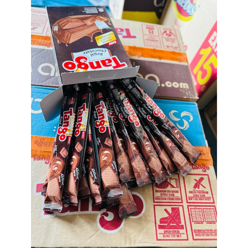Jual Wafer Tango Box 500an Coklat Vanilla Strawberry 20x5gr | Shopee ...