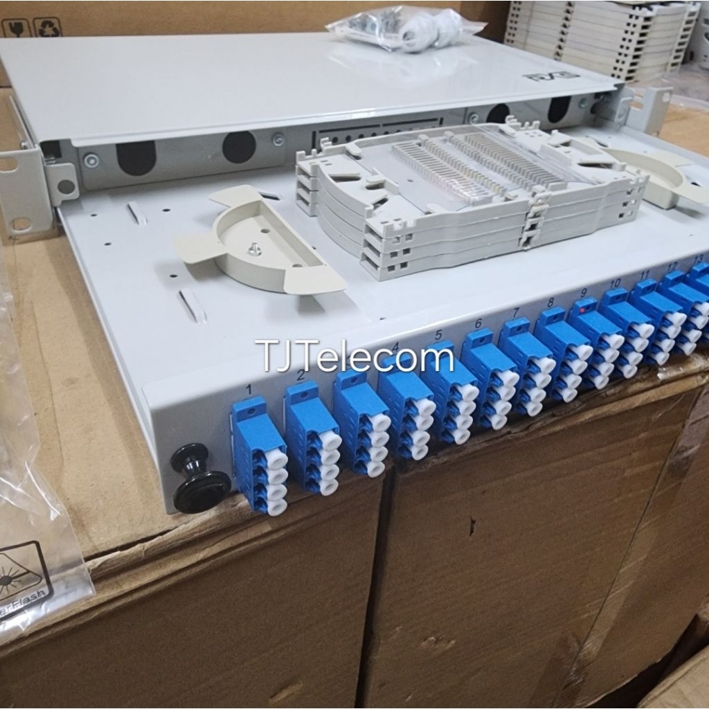 Jual OTB rack 96 core LC UPC Singlemode ukuran 1U | Shopee Indonesia