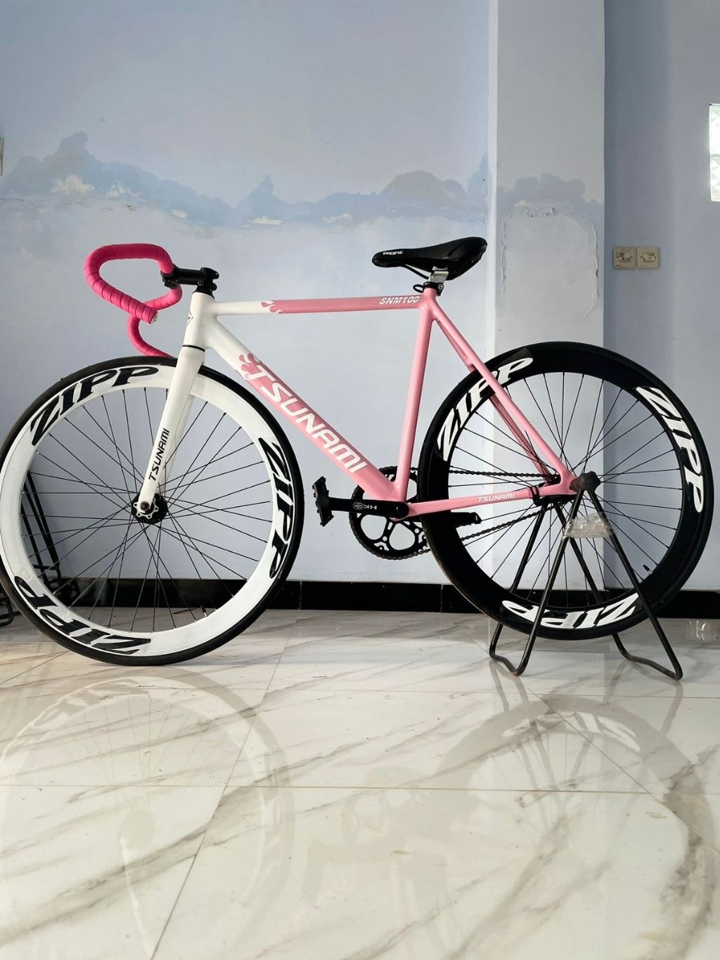 Fixed Gear Bike Pink PINK) SOLANA FIXIE STEEL 700c 23c Youth Bike