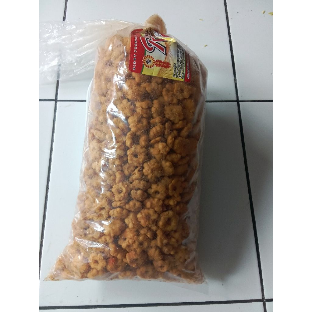 Jual sakura ribut 1kg Snack pedas gurih renyah | Shopee Indonesia