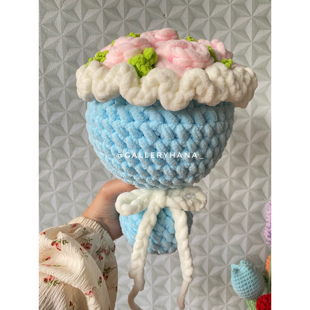 Jual buket bunga rajut | bunga rajut jumbo | crochet bouquet | hadiah ...