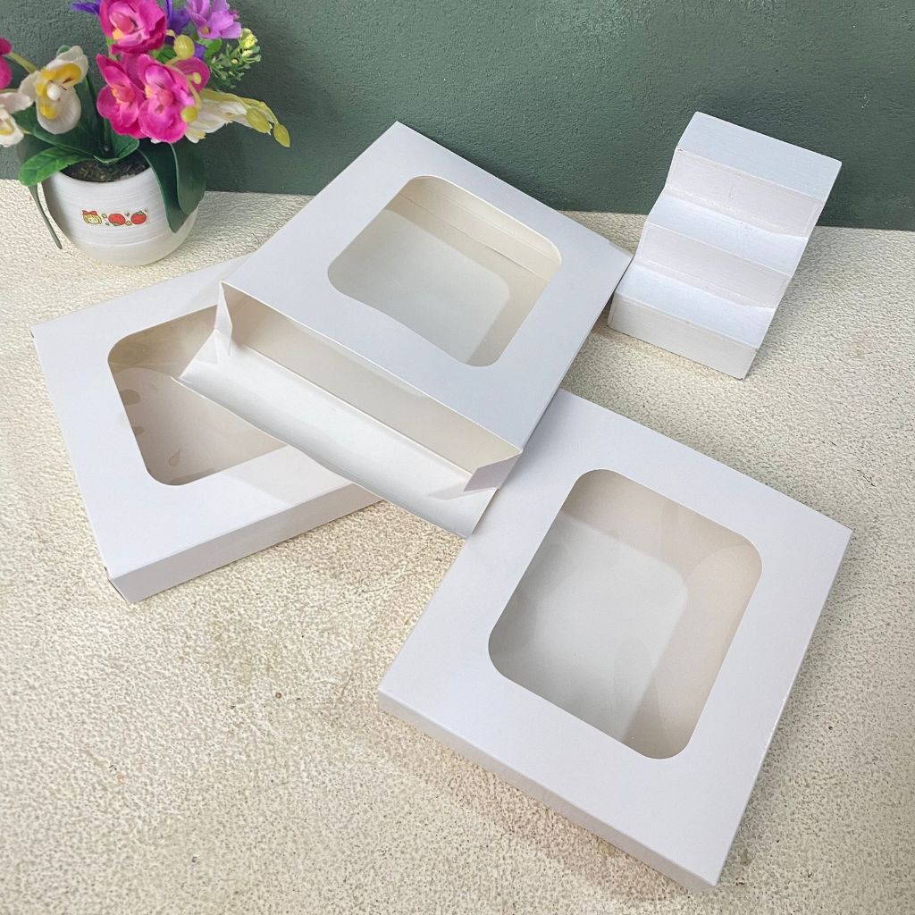 Jual BOX PACKAGING HIJAB PUTIH DENGAN MIKA POLOS 17 X 3 X 17 CM MN-1802 ...