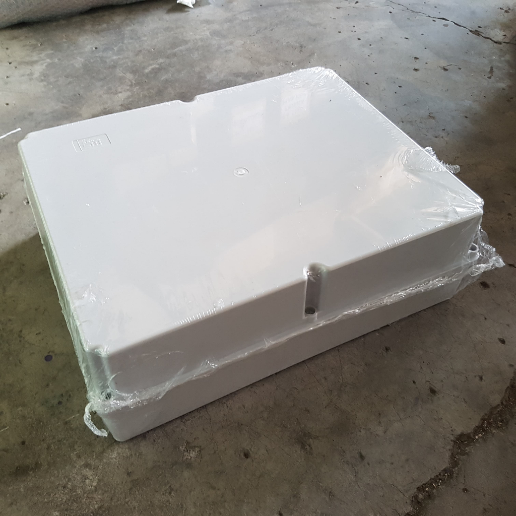 Jual MG Junction Box 380 x 300 x 120 MM Polos Abu-Abu IP55 MG 01 25 01 ...