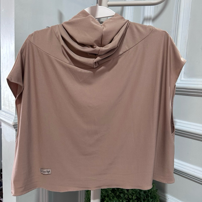 Hijab Rompi Instan Khanisa Outer Sport Nonped Jersey Premium - foto 1