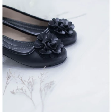 Gratica Sepatu Wanita Flat Shoes Sandal Balet Variasi Bunga AP 081
