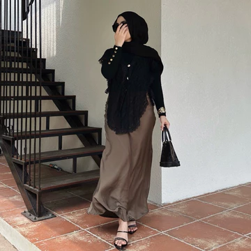 Kaia Sateen Skirt (Renaette) Rok Satin Panjang Full Furing Korean Skirt