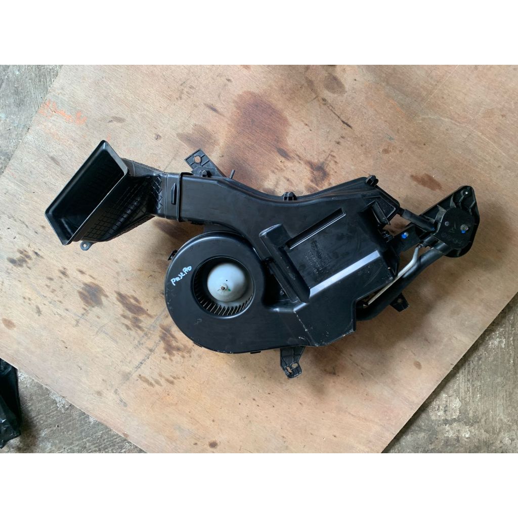 Jual Box Blower kipas Ac Belakang Double blower Mitsubishi Pajero Sport ...