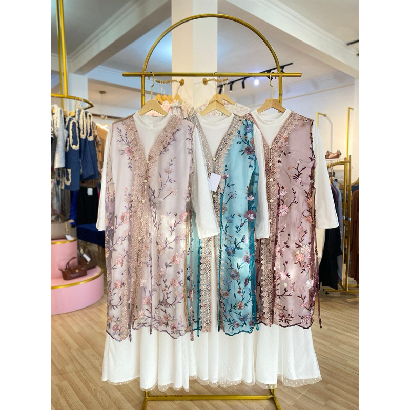 Jual KYUTIMORE - 715 Gamis Renda Belakang | Shopee Indonesia