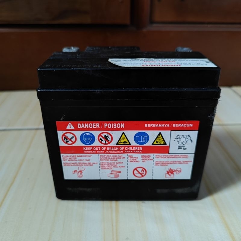 Jual Aki Gs Bekas | Accu Bekas | aki kering | Shopee Indonesia