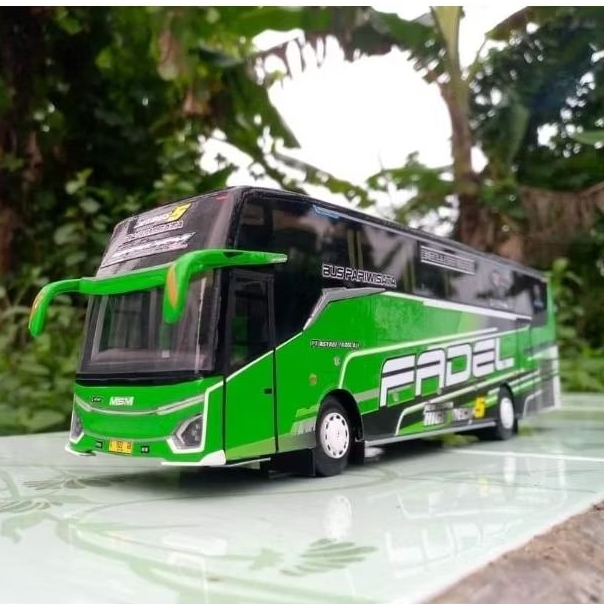 Jual Miniatur bus Fadel rc remot control telolet Basuri full lampu ...