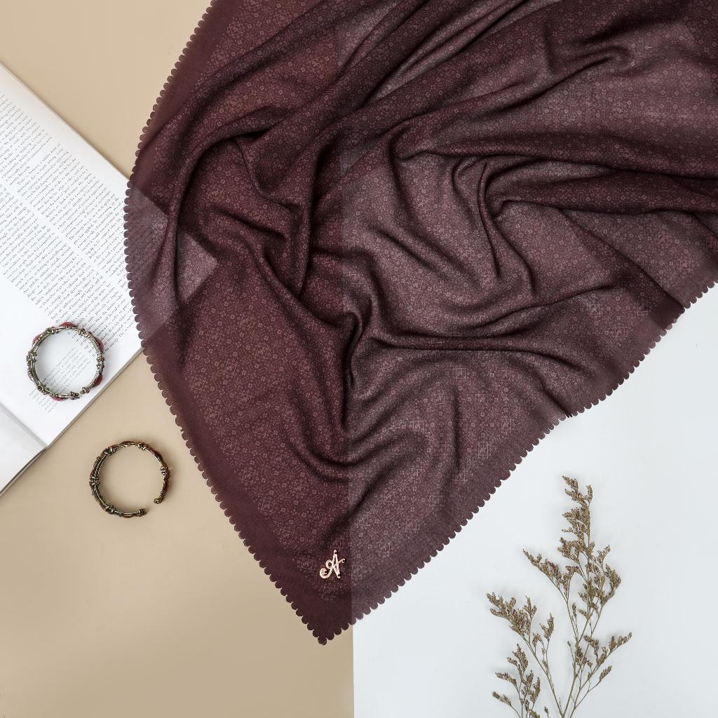 Andalusia Scarf Uhibu Series Hijab Square Print Motif Jilbab Segiempat Voal Ultrafine Premium
