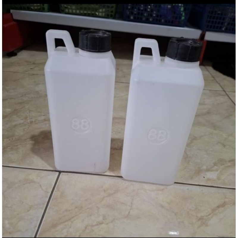 Jual Jerigen 2 liter baru/Jerigen air minyak | Shopee Indonesia