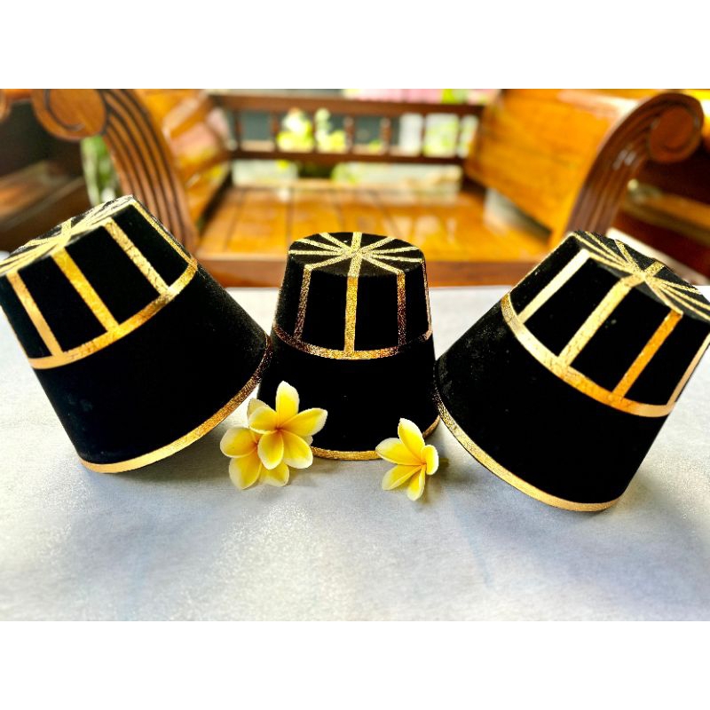 Jual kuluk anak adat Jawa / kuluk hitam/ kuluk raja/ kuluk bludru ...