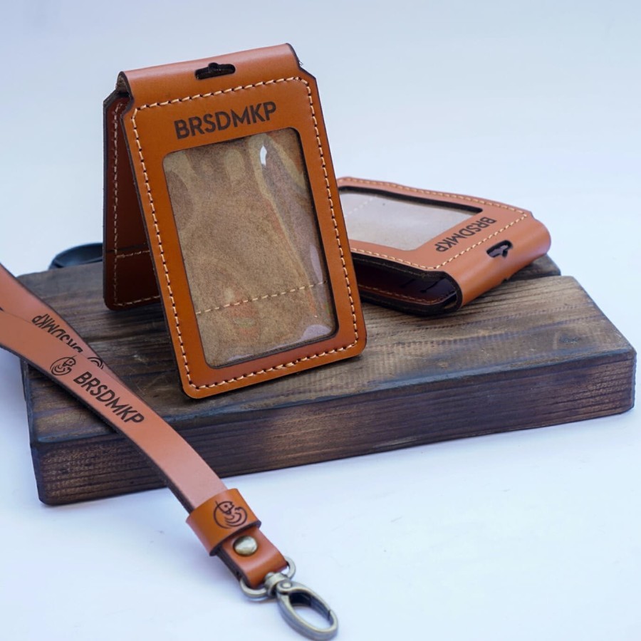 Jual ID Card kulit sapi asli custom logo gantungan Nametag lanyard tali ...