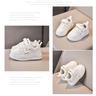 Sepatu Anak Sneakers Laki Laki & Perempuan Sport Terbaru Usia 1 2 3 Tahun COD