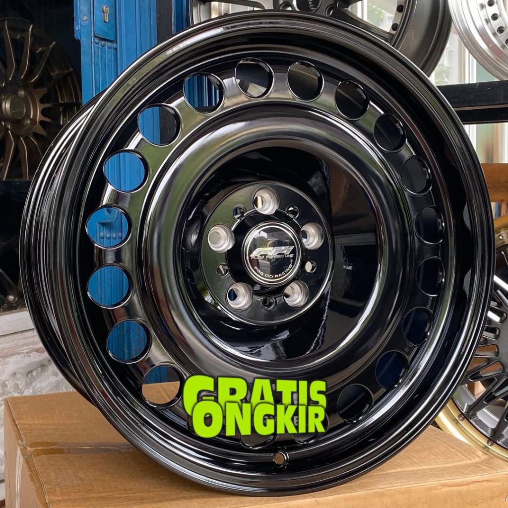 Jual velg racing mobil ring 18 BROCO FLOW FORMING PCD 5X108 velg mobil ...