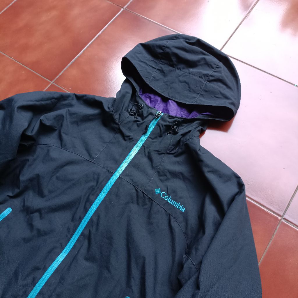Jual A27 Columbia gorcore outdoor jacket L | Shopee Indonesia