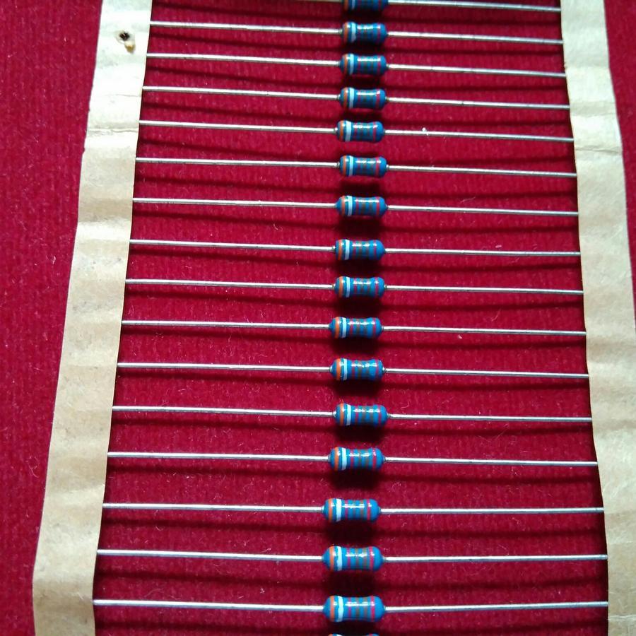 Jual Genuine Roederstein Metal Film Resistor MK2 180R / 220R / 330R ...