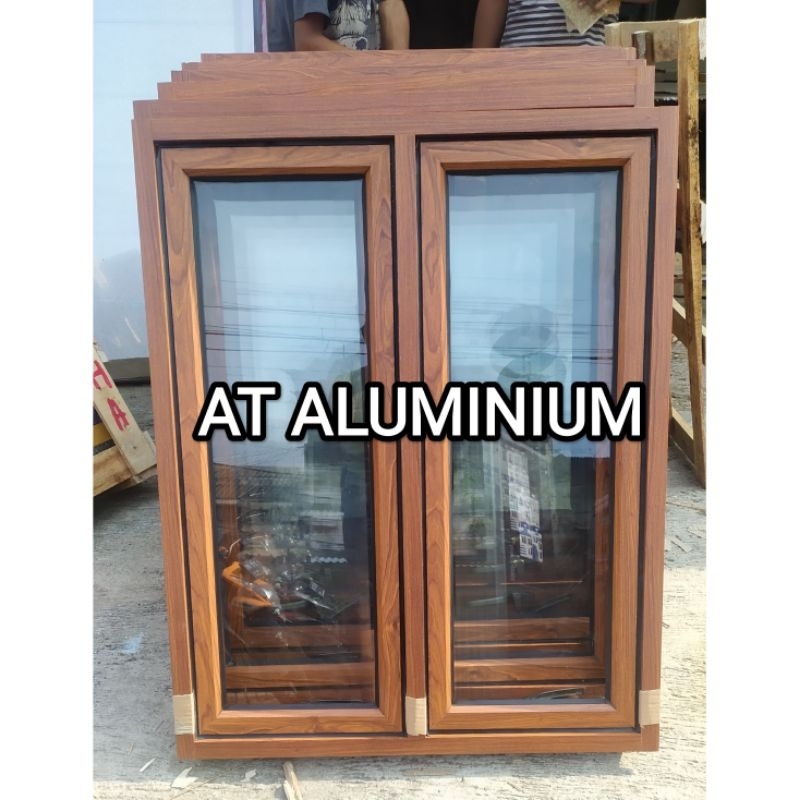 jendela aluminium 100x120serat kayu gandeng (free packing kayu)