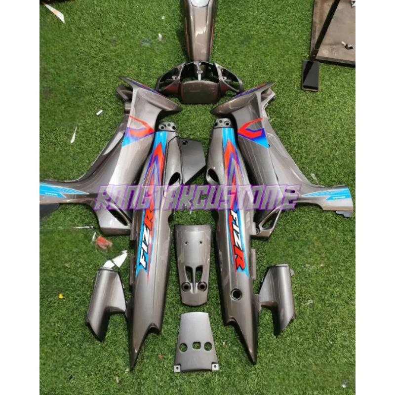 Jual Full Set Bodi Halus Fiz r F1zr Fizr Abu Abu Set Striping Custom ...