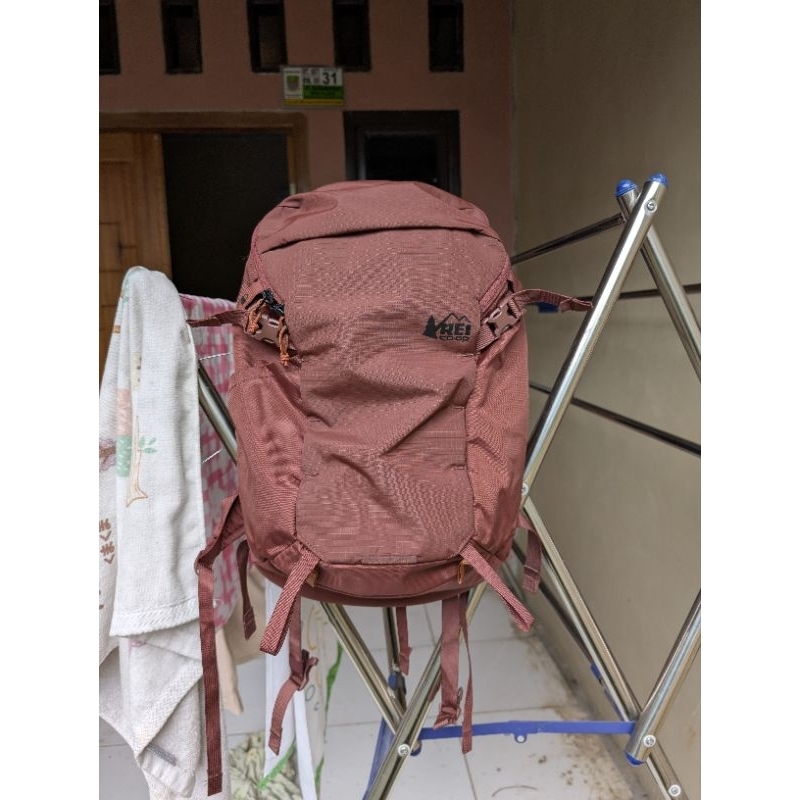 Jual Rei Coop Ruckpack 18L - Cedar | Shopee Indonesia
