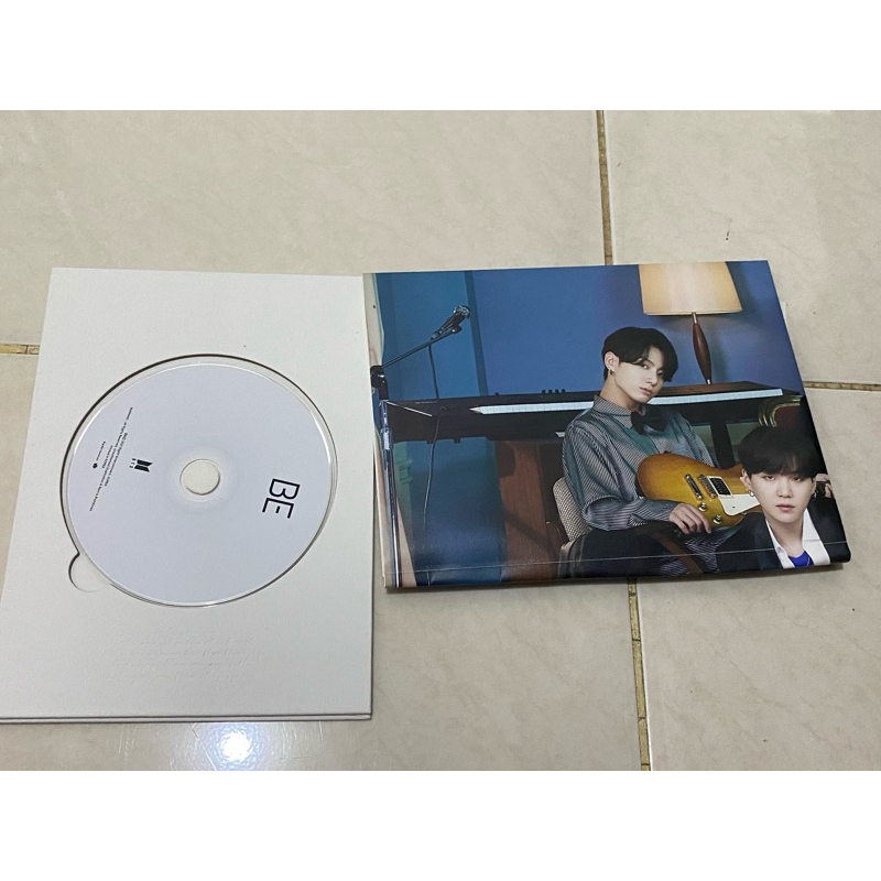 Jual BTS BE ESSENTIALS ALBUM ONLY (CD + POSTER OT7) | Shopee Indonesia