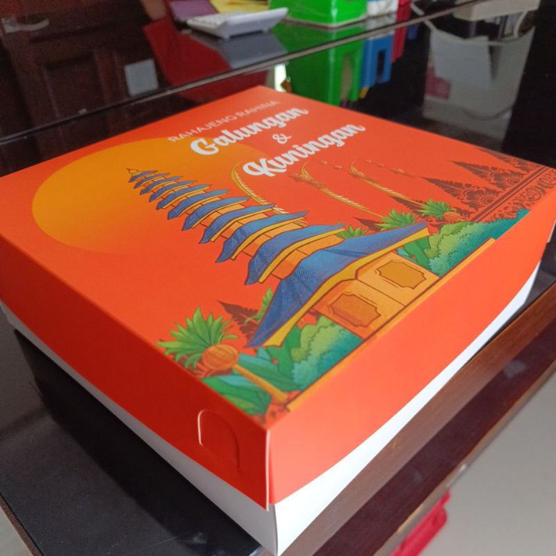Jual Box Hampers Galungan Kuningan Ukuran 22x22x8cm | Shopee Indonesia