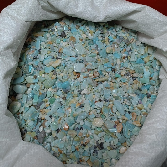 Jual Batu Natural Amazonite Sky Blue chips 3-7 mm paket 100 grams ...